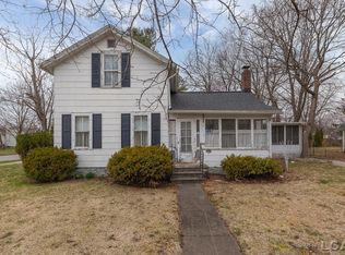 215 W Cummins St, Tecumseh, MI 49286