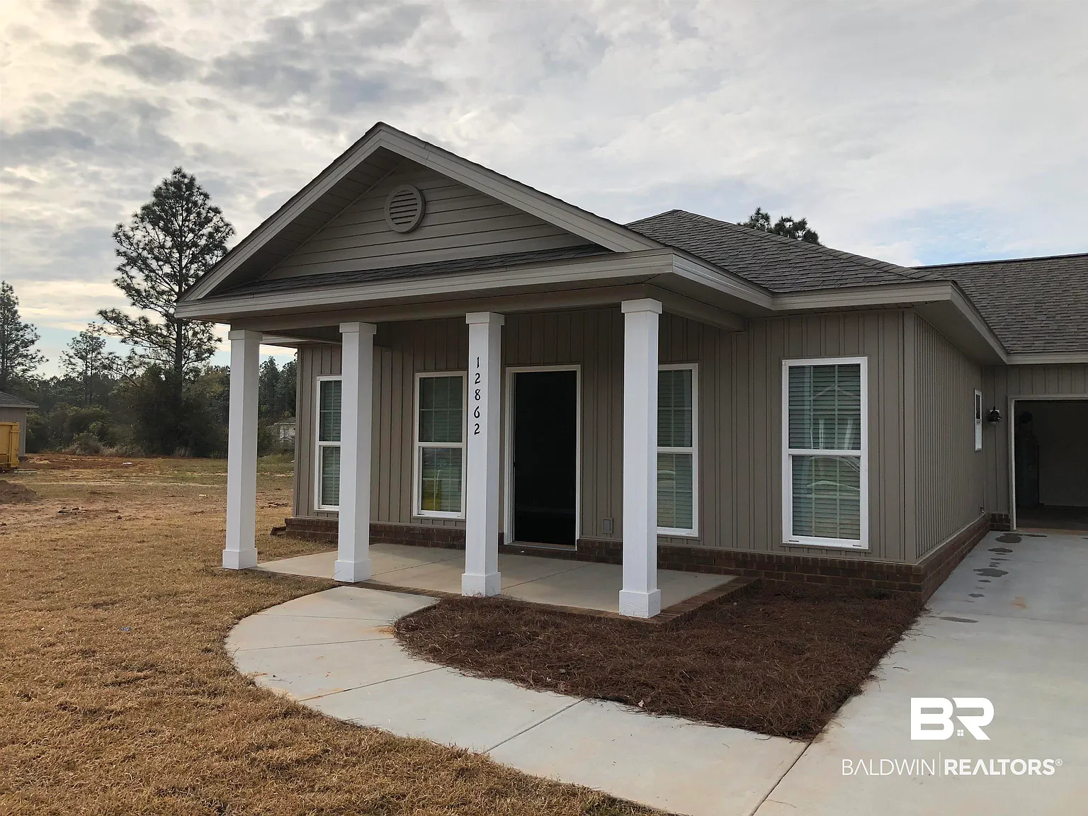 3 bed, 2.0 bath, 1520 sqft, $1,675 — Photo 1