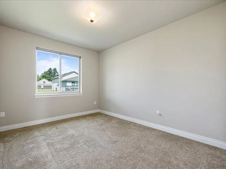 1615 Palermo Ave — Photo 7