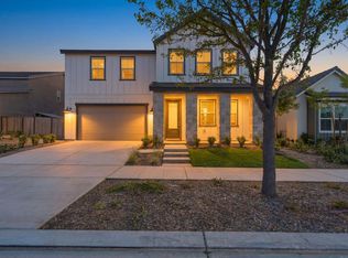 3937 Buttercup Rd, Madera, CA 93636
