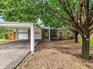 5005 Sabelle Ln, Haltom City, TX 76117