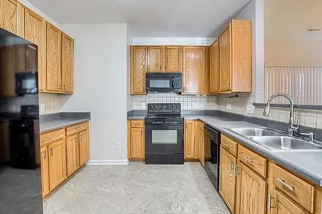 1500 Oxleymare Dr — Photo 10