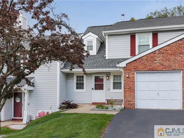 223 Haworth Pl, Somerset, NJ 08873