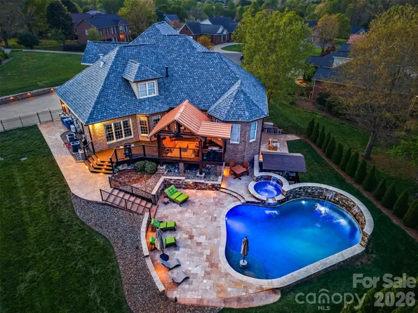 3638 Hogan Ct NE, Conover, NC 28613