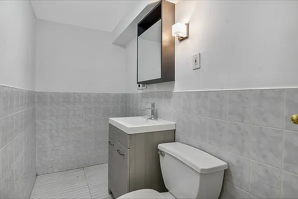 Rented by Compass | media 6