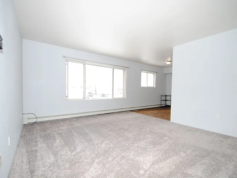 79-3 Slater Dr W — Photo 2