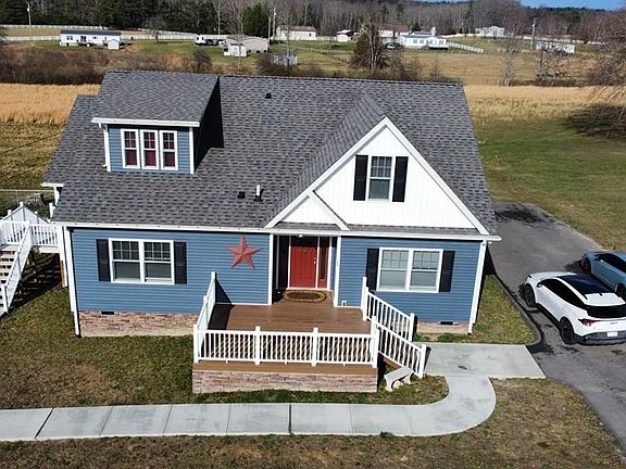 2nd image of 198 Pine Grove Rd