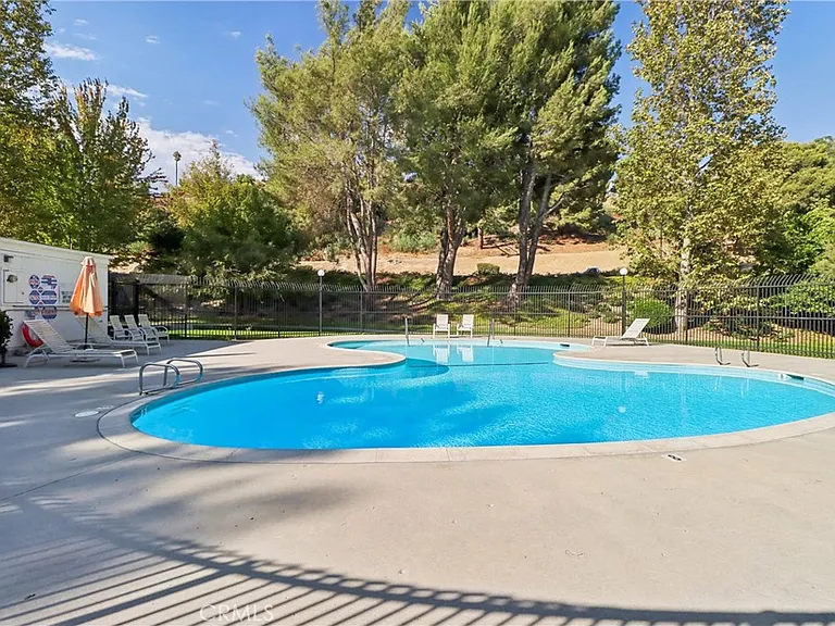 14913 Campus Park Dr #C — Photo 17