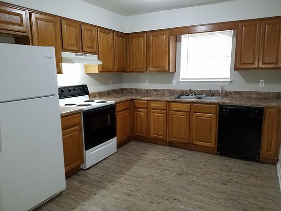 2nd image of 2805 Bradford Pl NW Unit 2