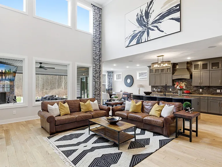 4650 Crocker Woods Ln — Photo 4