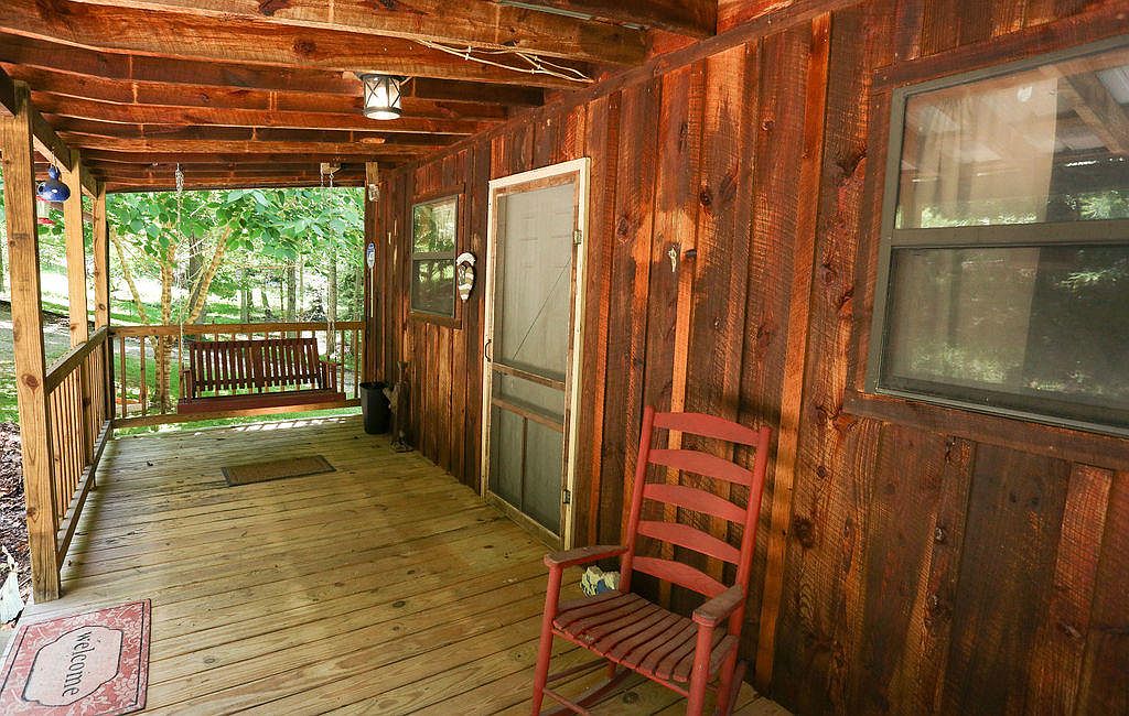 Under 150K Sunday Rustic Cabin For Sale in Wellington, KY. 110,000