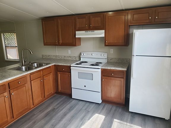 5th image of 2625 Juarez Ave