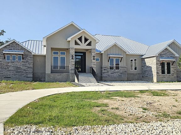 4th image of 612 Cross Oak