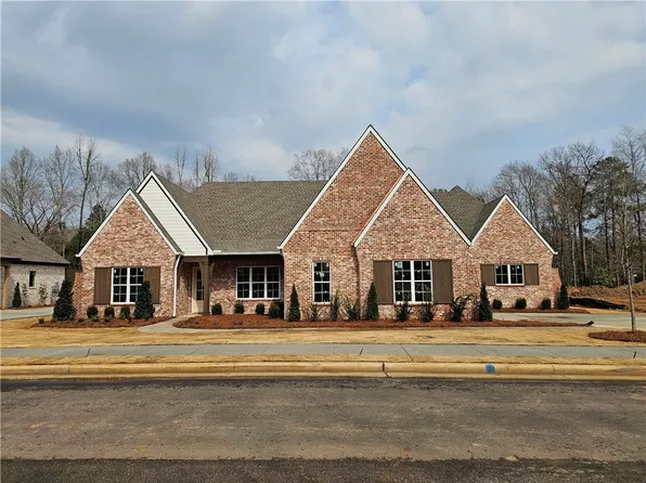 729 Bethesda Ct, Auburn, AL 36830