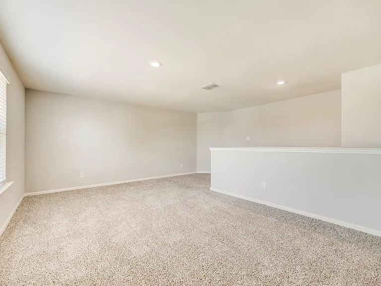 2120 Dakota Dr — Photo 8