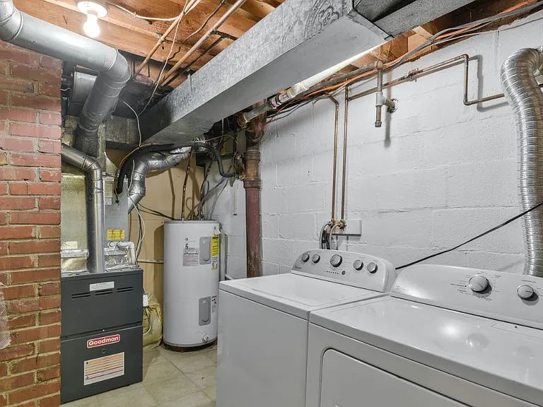 4038 Poplar St — Photo 30
