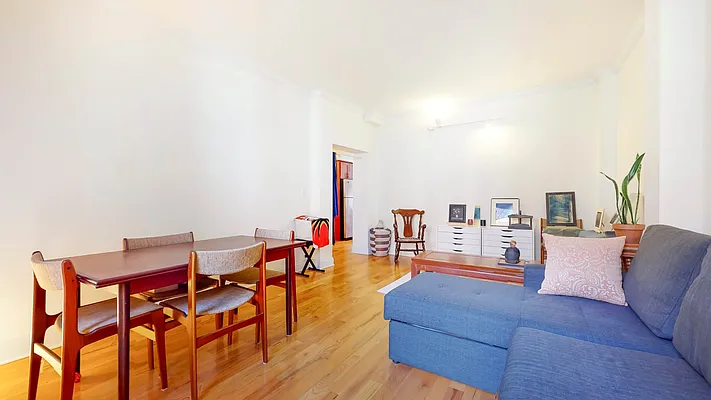 Rented by Bizzarro Agency | media 13