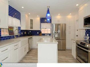 2716 NE 25th Ct, Fort Lauderdale, FL 33305