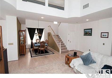 5th image of 11951 Brewster Ct