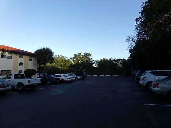 3rd image of 1201 SW 50th Ave APT 112