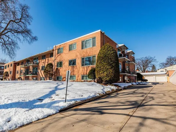 605 7th St S APT 20, Fargo, ND 58103
