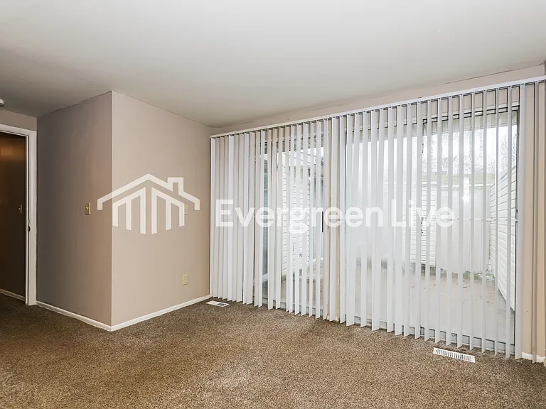 5636 Troy Villa Blvd — Photo 8