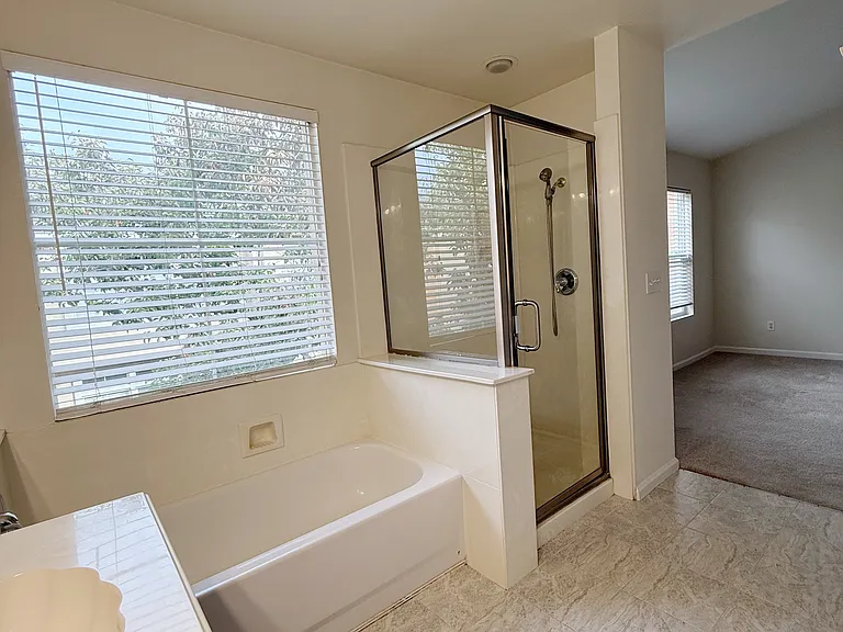 3489 Dayton Cmn — Photo 13