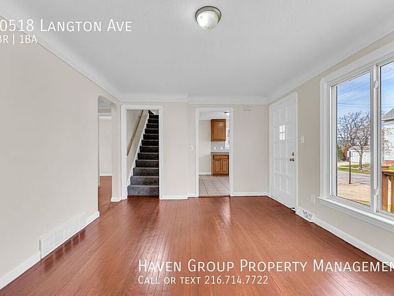 5th image of 10518 Langton Ave
