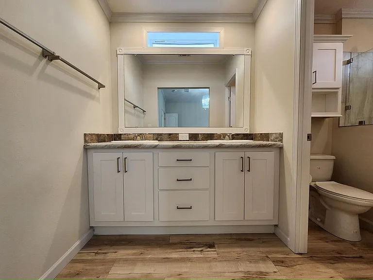 215 Caviller Ct #215 — Photo 15