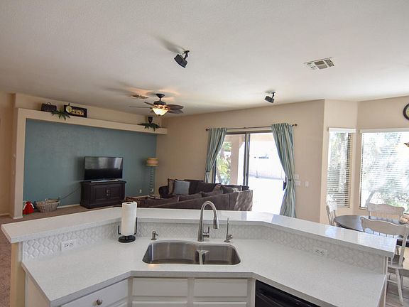 5th image of 10459 E Florian Ave