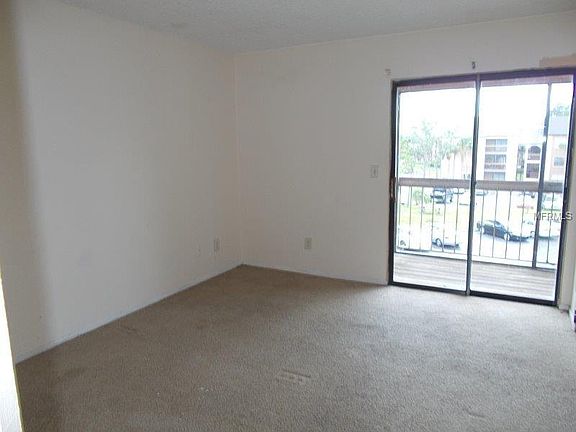 5th image of 2230 Cascades Blvd Unit 303
