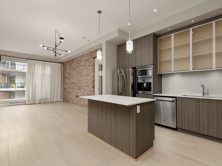 262 Salter St #315 — Photo 4
