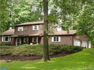2300 Deer Trail Rd, Coopersburg, PA 18036