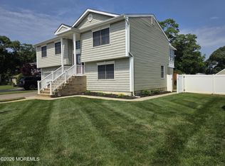 558 Mark Drive, Brick, NJ 08724