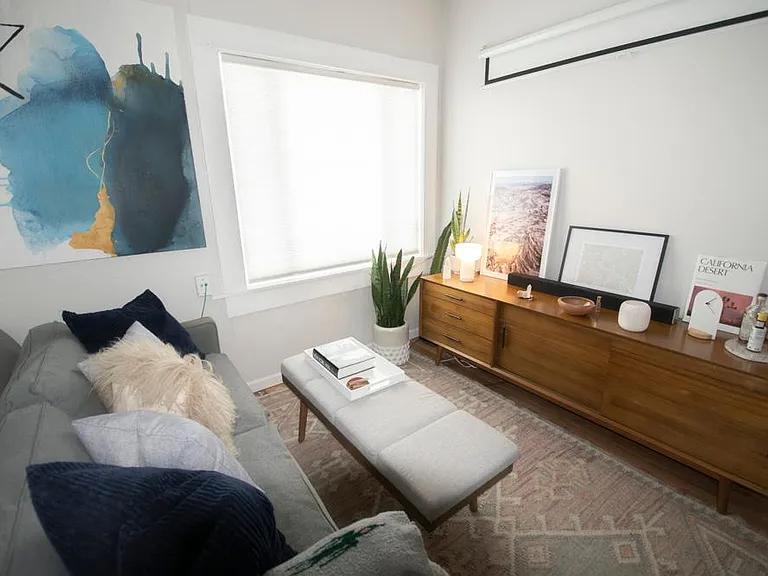 814 W Russell Pl #B — Photo 2