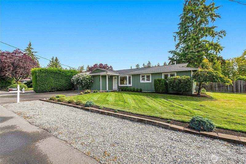 3rd image of 19032 86th Avenue NE