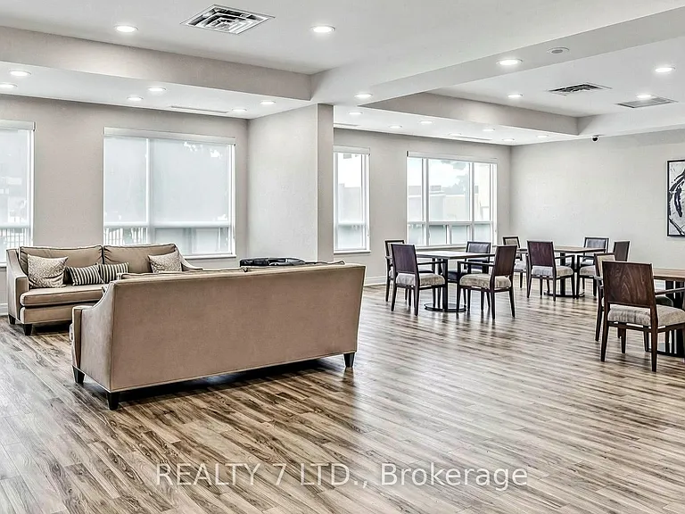 9 Northern Heights Dr #216 — Photo 32