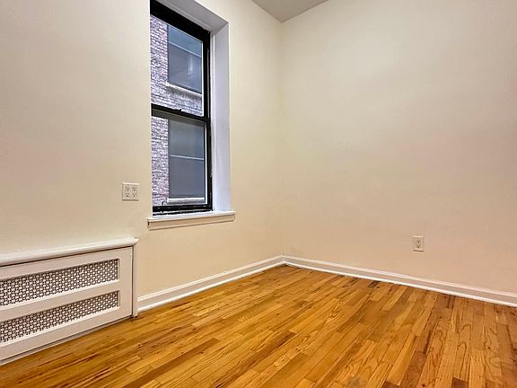 3rd image of 410 E 74th St #2I