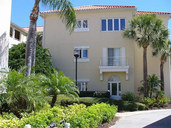 2nd image of 5040 Harmony Cir Unit 38