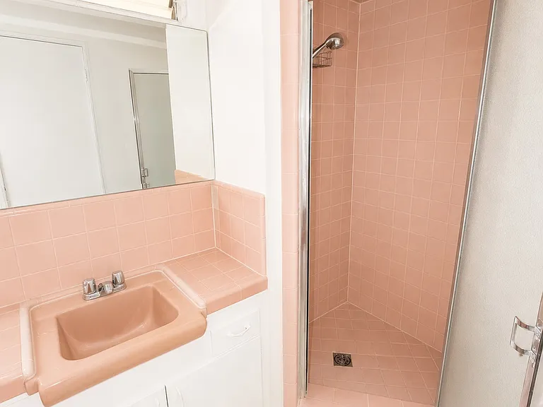 365 Cliff Dr #6 — Photo 7