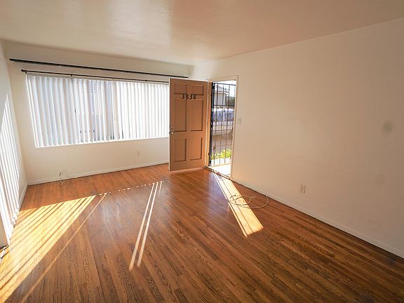 5th image of 3828 Udall St