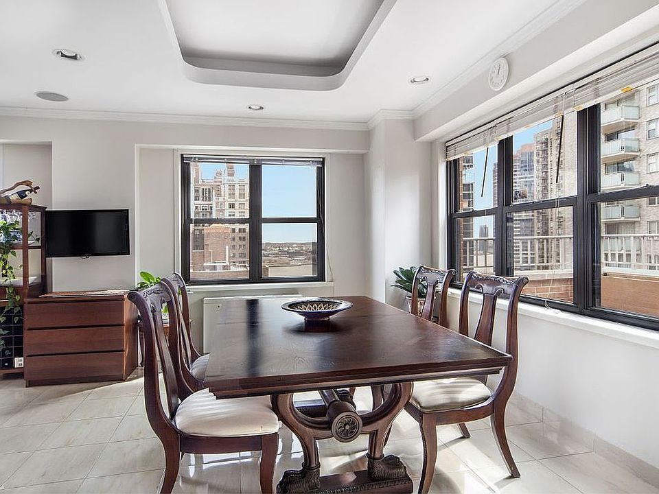 1st image of 305 E 40th St Unit Phc