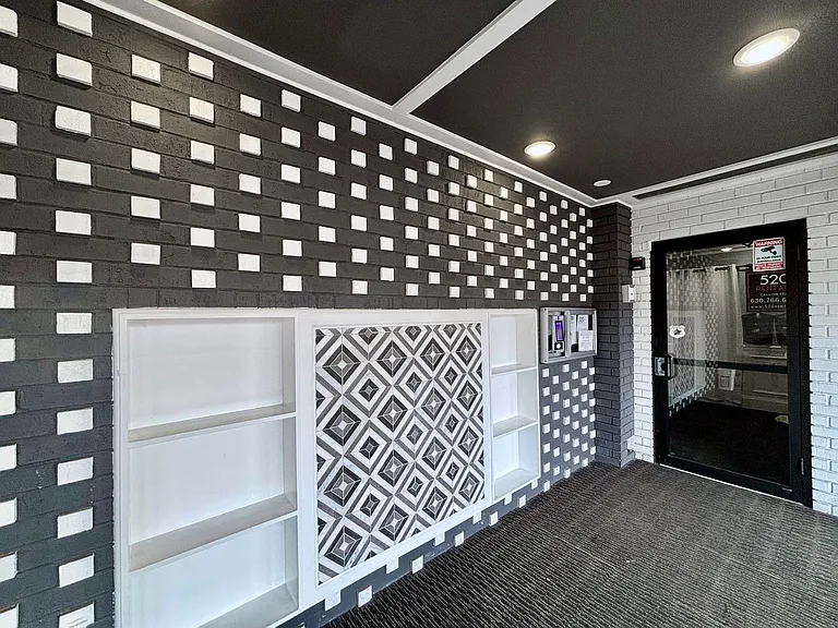 520 Rentals — Photo 6