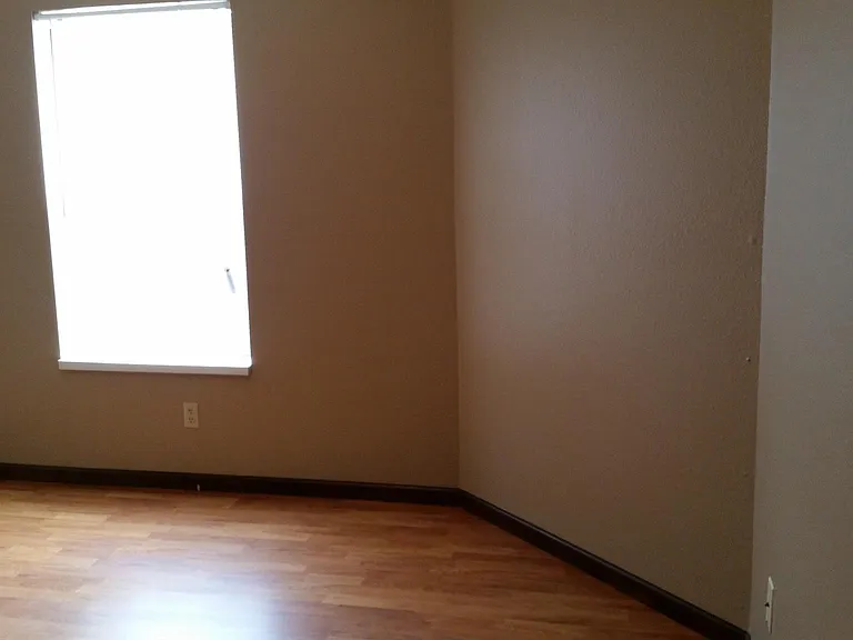2527 Farragut Dr — Photo 15