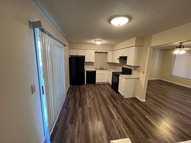 8525 W Thurman St #1 — Photo 5