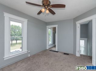 401 4th Ave SW, Cedar Rapids, IA 52404