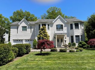 12 Ramsey Rd, Edison, NJ 08820