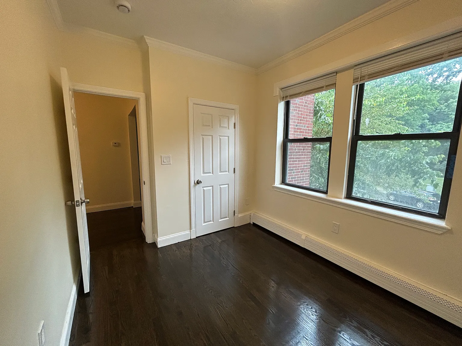 4 bed, 1500 sqft, $3,167 — Photo 3