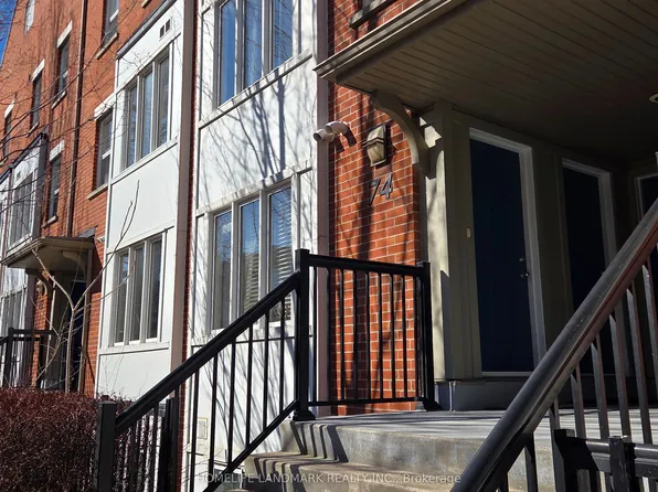 74 Munro St #2, Toronto, ON M4M 2S9
