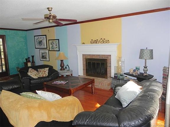 2nd image of 6817 Charette Ct